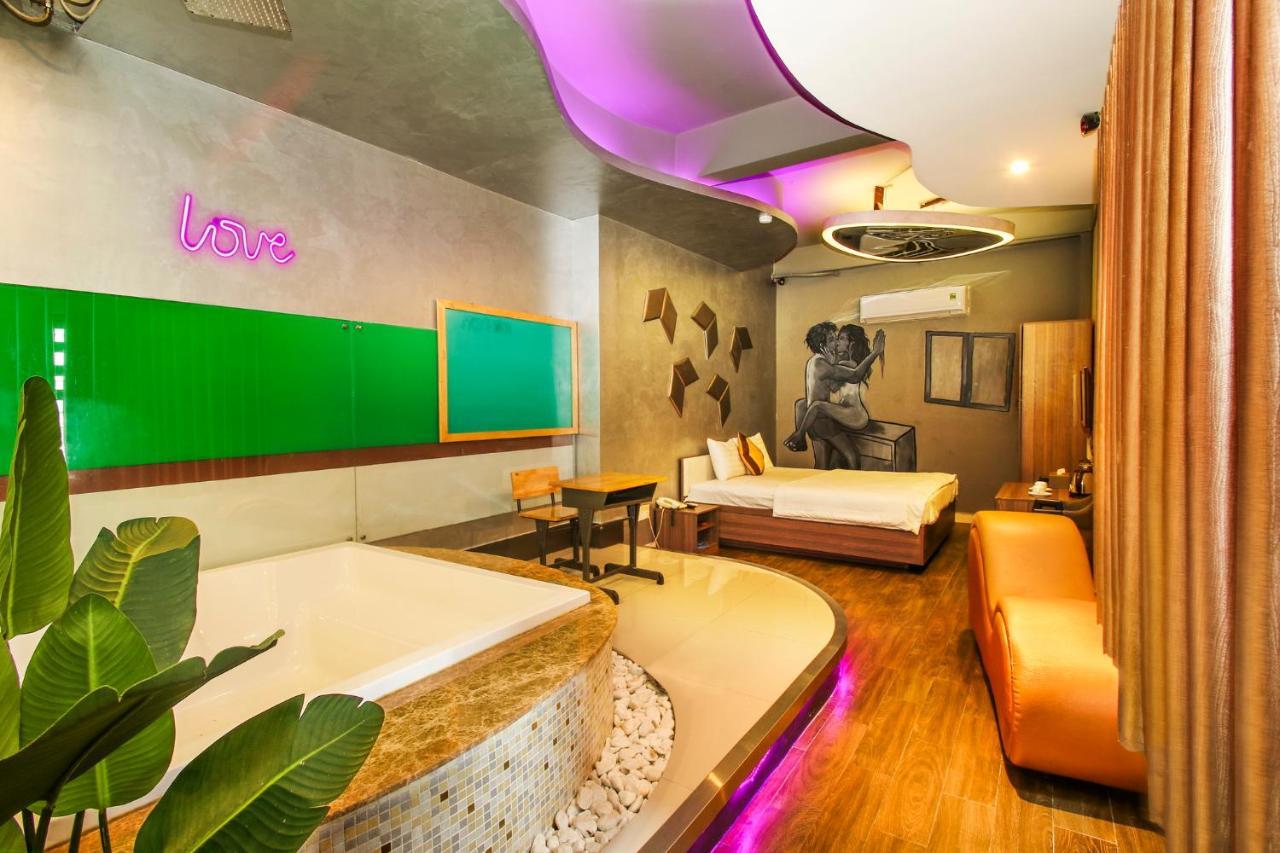 Khách sạn Bonita Grand