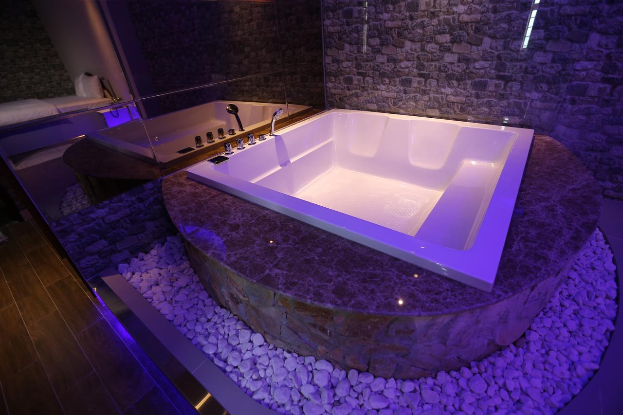 Khách sạn Bonita Grand